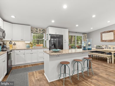 6272 Cobbler Ct, Columbia, MD 21045 - photo 2