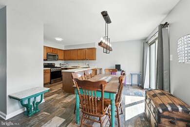 123 Cedar Ct, Media, PA 19063 - photo 4