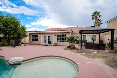 8616 Crest Hill Ave, Las Vegas, NV 89145 - photo 5