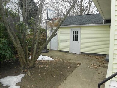 34 Royal Ave, Providence, RI 02904 - photo 4