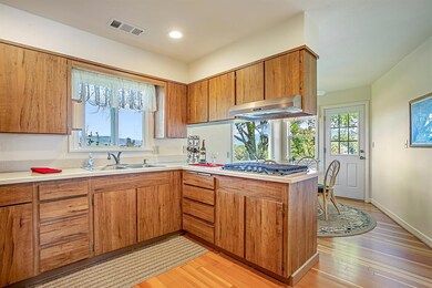 2175 W Hillside Dr, Central Point, OR 97502 - photo 6