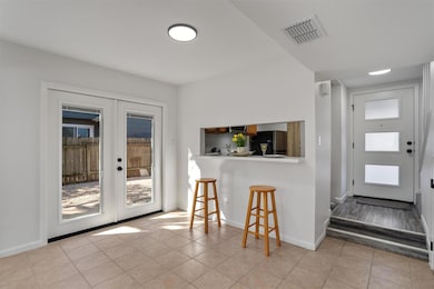 6909 Woodhue Dr unit B, Austin, TX 78745 - photo 7