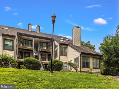 3800 Ski Lodge Dr unit 210, Burtonsville, MD 20866 - photo 5