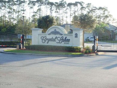 Crystal Lakes Gated Entry