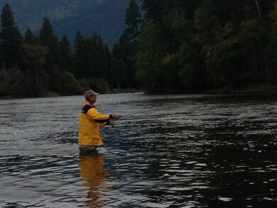 Fly fishing on the Swan