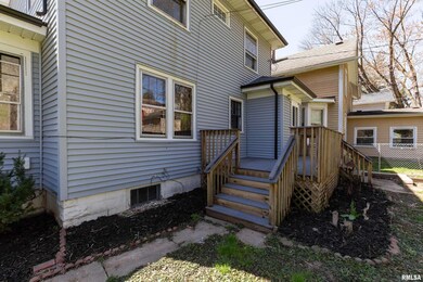 1406 E 9th St, Davenport, IA 52803 - photo 6