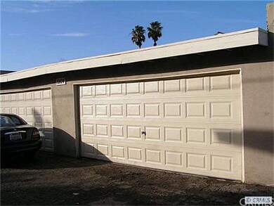 Garages  for all units