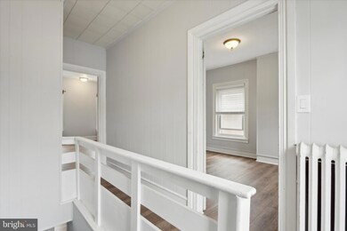 192 Dupont St unit 2, Philadelphia, PA 19127 - photo 5