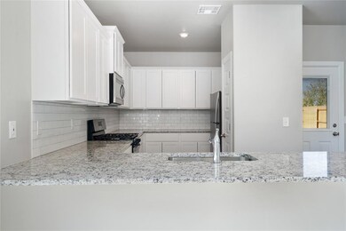 Live and host comfortably with this spacious floor plan!