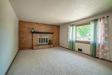 1708BramanAve61020_0022