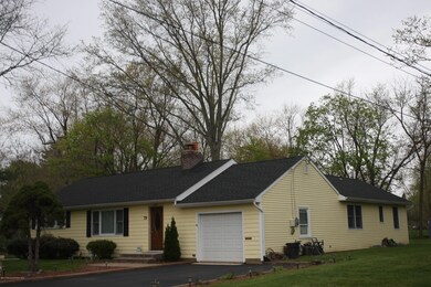 79 Rutledge Dr, Red Bank, NJ 07701 - photo 3