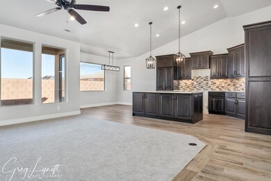 6 Living Room & Kitchen