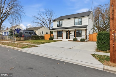 506 Pinewood Rd, Rockville, MD 20850 - photo 4