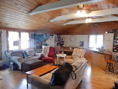 181 New Turnpike Rd, Troy, NY 12182 - photo 4