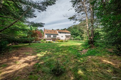 89 Pools Lane Tiverton, RI