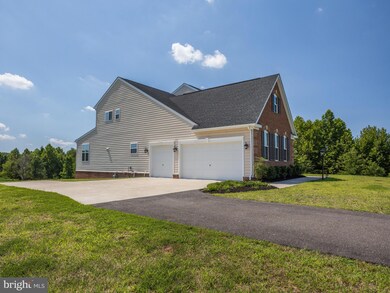 13001 Contee Manor Rd, Bowie, MD 20721 - photo 6