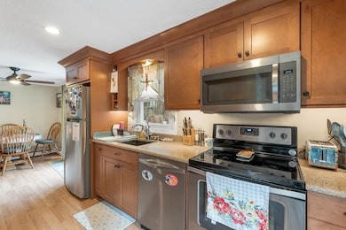 106 Fairview Ave, Conway, NH 03818 - photo 4