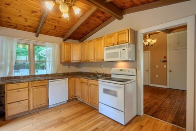 210 Prospect St, Leominster, MA 01453 - photo 4