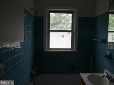 unlisted-address, Washington, DC 20019 - photo 5