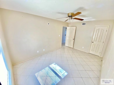 300 S Arroyo Blvd unit 6, Los Fresnos, TX 78566 - photo 3