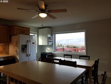 3324 E 13th St, the Dalles, OR 97058 - photo 6