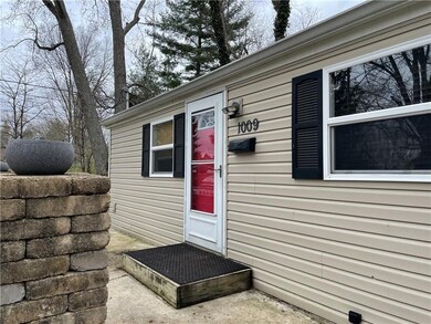 1009 Cross St, Franklin, IN 46131 - photo 2