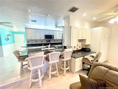 880 SE Degan Dr, Port Saint Lucie, FL 34983 - photo 7