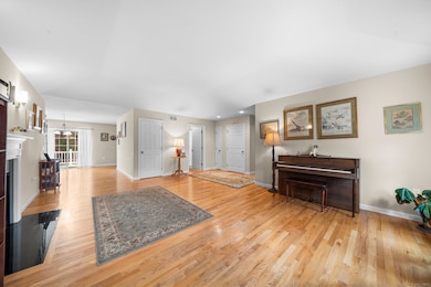 12 Woodridge Dr unit 12, Windsor Locks, CT 06096 - photo 5