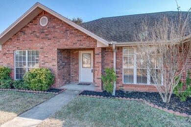561 Ashwood Bend, Lufkin, TX 75904 - photo 5