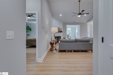 629 Mountain View Rd, Williamston, SC 29697 - photo 7