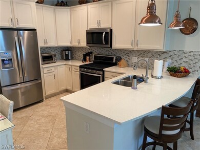 10719 Manatee Key Ln, Estero, FL 33928 - photo 3