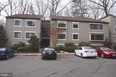 11737 Ledura Ct unit 102, Reston, VA 20191 - photo 2