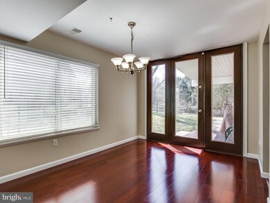 14712 Pebble Hill Ln, North Potomac, MD 20878 - photo 5