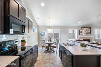Edgewood - Kitchen (3)