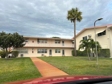 177 Waltham H, West Palm Beach, FL 33417 - photo 2