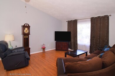 34 Samuel Ct, Cranston, RI 02920 - photo 2