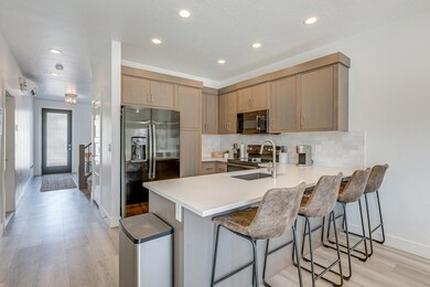 1143 S Gap Canyon Parkway 10-large-003-0