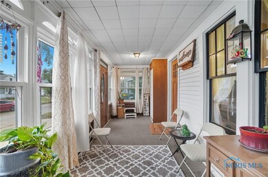 859 Wright Ave, Toledo, OH 43609 - photo 4