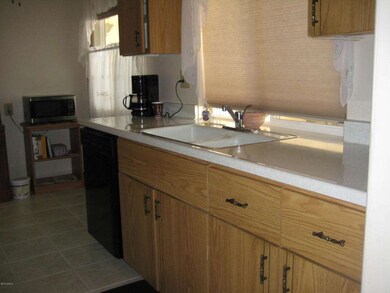 13684 N Garden Court Dr, Sun City, AZ 85351 - photo 7