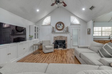 1206 Timber Creek Dr, Weatherford, TX 76086 - photo 6