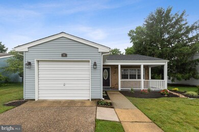 6 Cheshire Ct, Southampton, NJ 08088 - photo 2