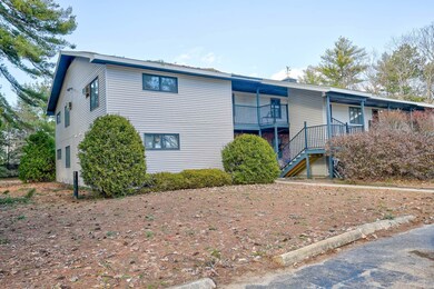 61 Wylie Ct unit 3, Conway, NH 03860 - photo 2