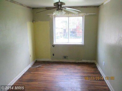4820 Williston St, Baltimore, MD 21229 - photo 3