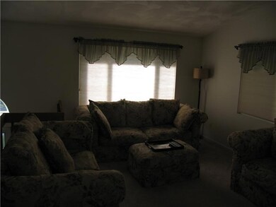 909 Middlebridge Rd, Wakefield, RI 02879 - photo 2