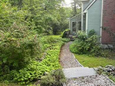69 Glen Rd, Yarmouth, ME 04096 - photo 3