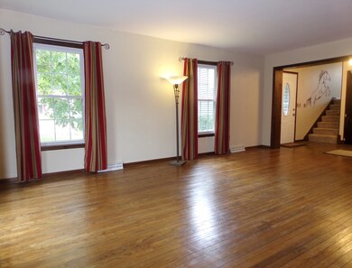 1048 Cardinal Ct, Batavia, IL 60510 - photo 4