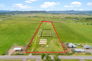 17-web-or-mls-Property Lines 3