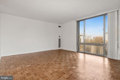 Claridge House unit 905 N, Washington, DC 20037 - photo 3