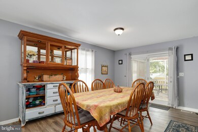 10700 Maple Ridge Dr, Spotsylvania, VA 22553 - photo 6