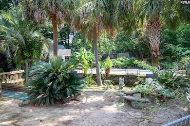 Beautiful resort like feel in the presence of your own private backyard!